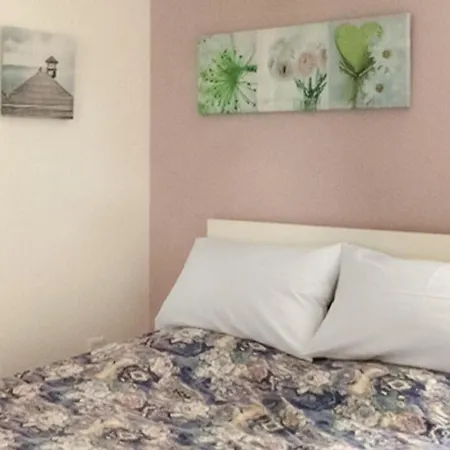1 Bedroom Amazing In *